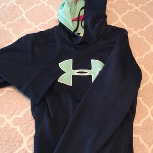 Pocketed under armor hoodie